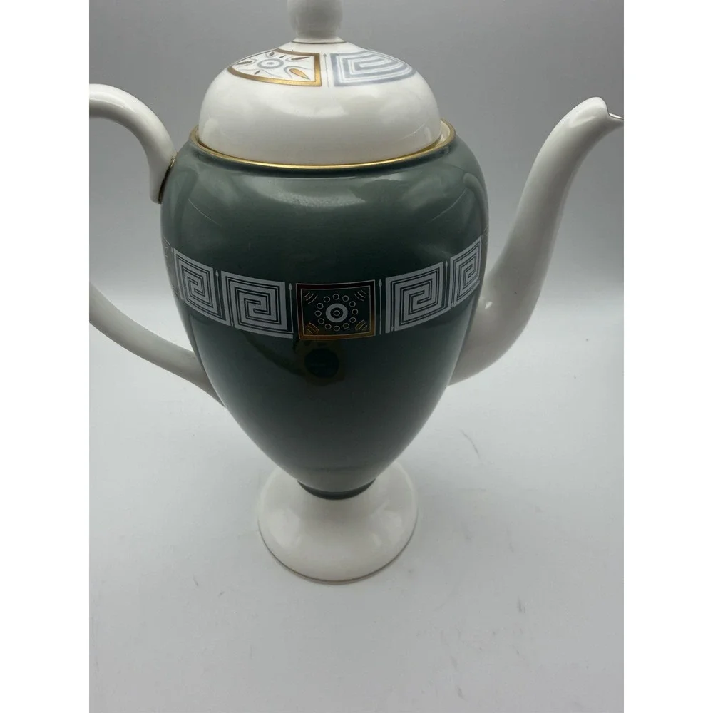 Wedgwood Asia R4310 Bone China Lidded Teapot Sage Green England